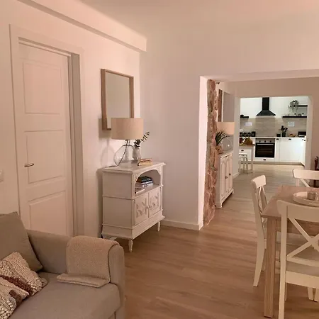Casa Da Sé Renovated Traditional Townhouse With Courtyard * Silves