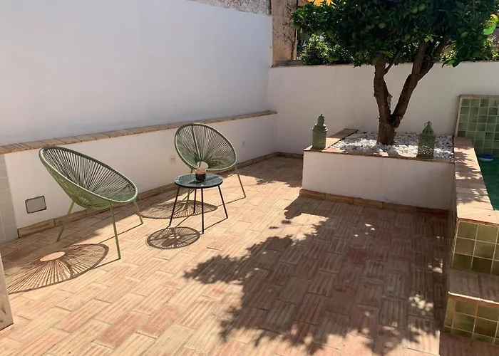 Casa Da Se Renovated Traditional Townhouse With Courtyard Appartement Silves