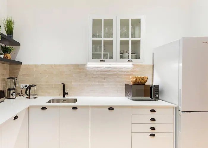 Casa Da Se Renovated Traditional Townhouse With Courtyard Appartement Silves