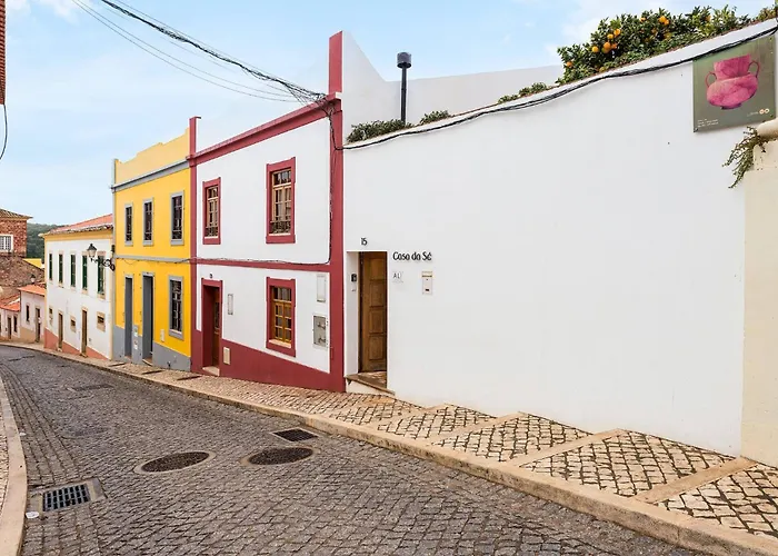 Appartement Casa Da Se Renovated Traditional Townhouse With Courtyard *